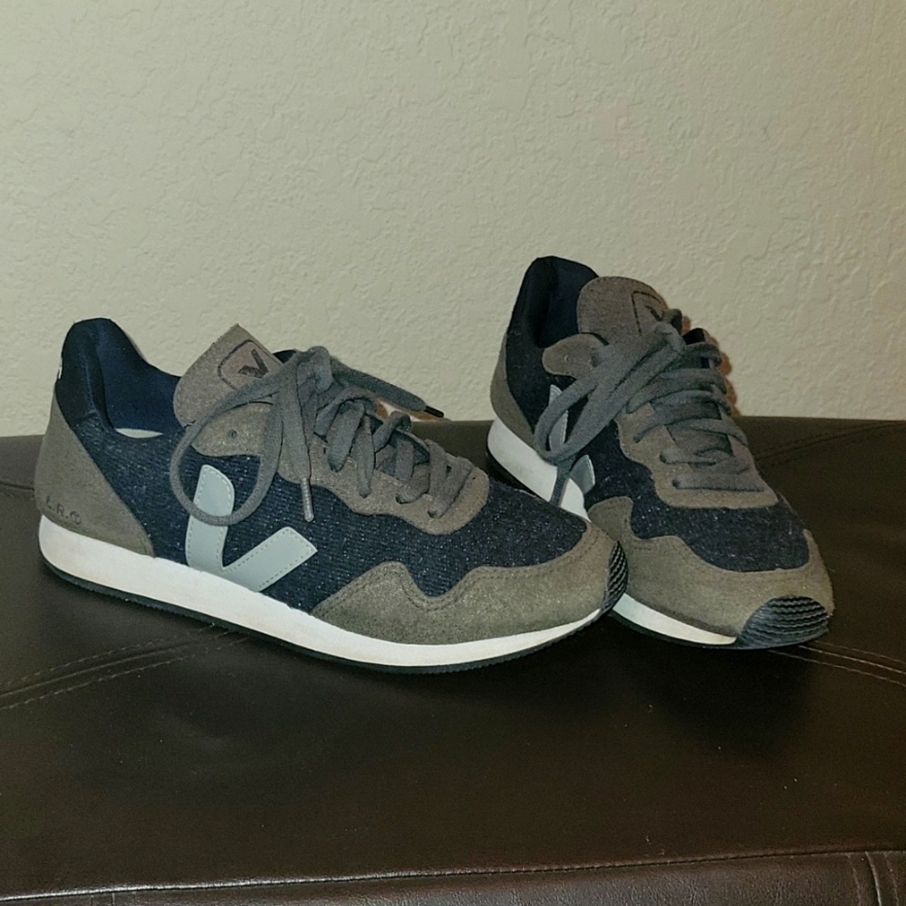 Veja sneakers